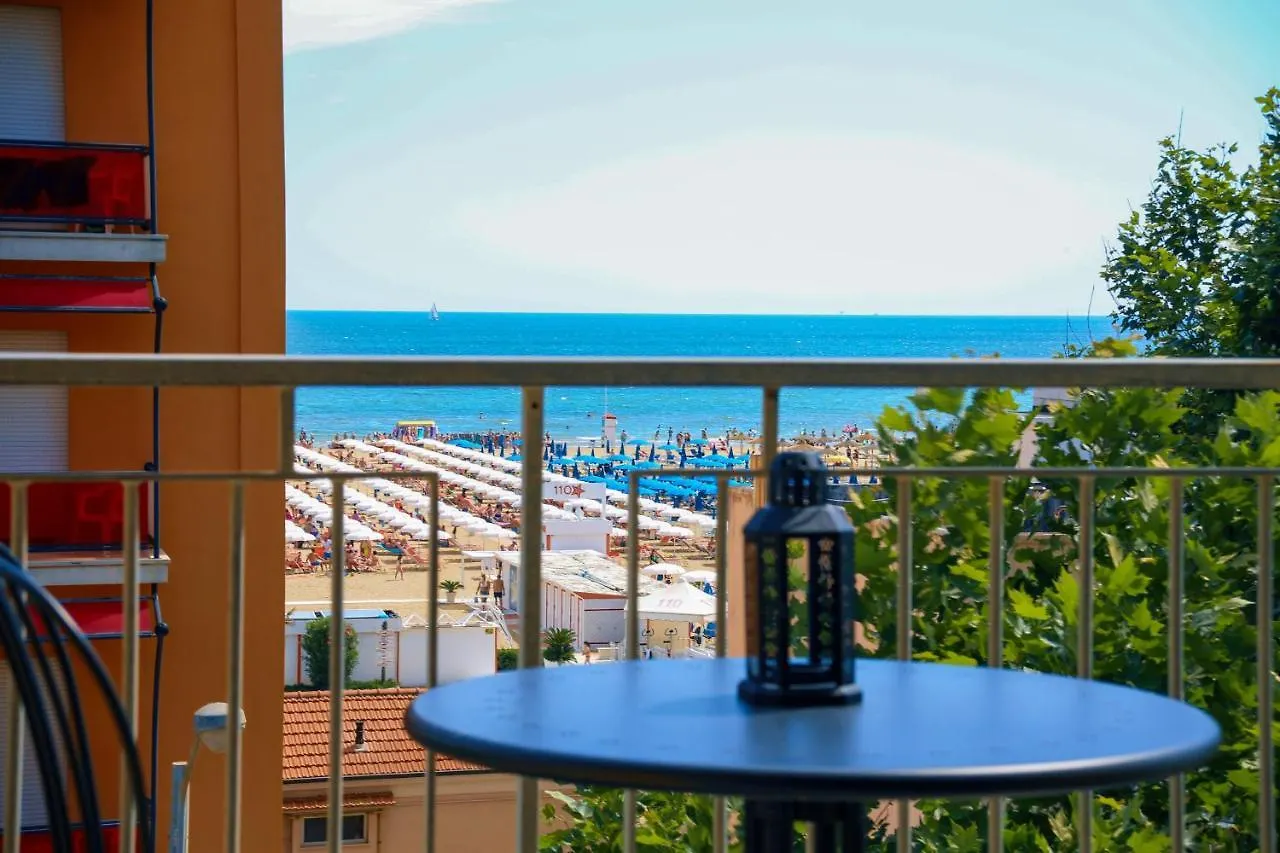 Appartamenti Leone - vista mare Rimini